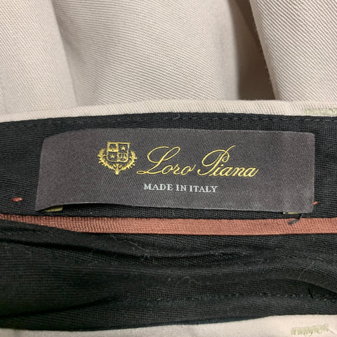 LORO PIANA Size 2 Grey Virgin Wool Blend Pleated Dress Pants