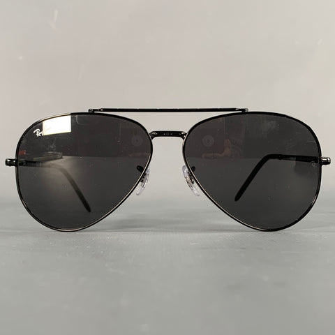 RAY-BAN New Aviator Black Metal Sunglasses