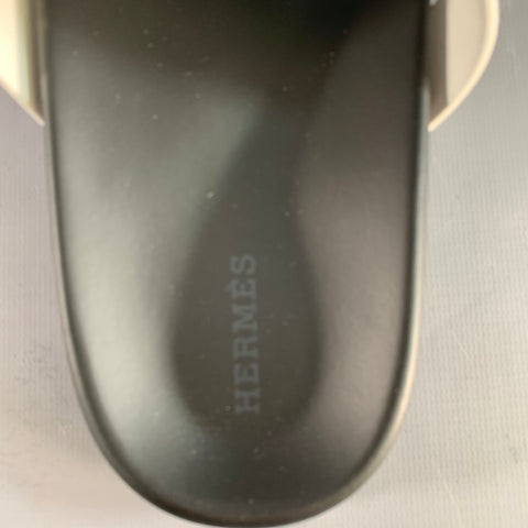 HERMES Size 9 White Black Leather Rubber Sole Sandals