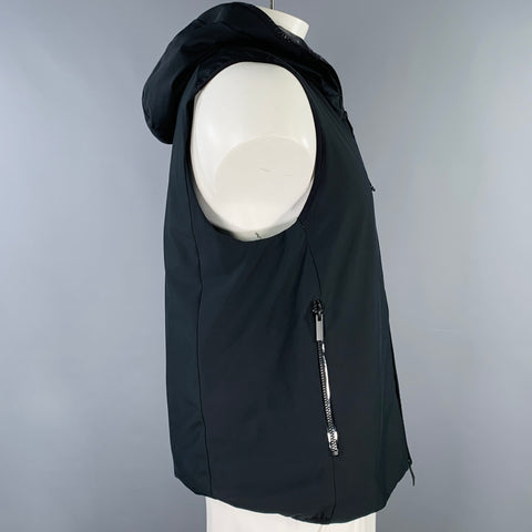 MONCLER Size L Black Polyamide Blend Softshell Hooded Zip Up Vest
