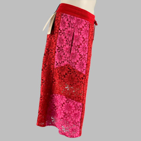 GUCCI Size XS Red Pink Floral Viscose Lace Up Shorts