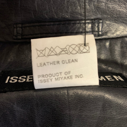 ISSEY MIYAKE Size XL Navy ME18-LA002 Leather Trench Coat
