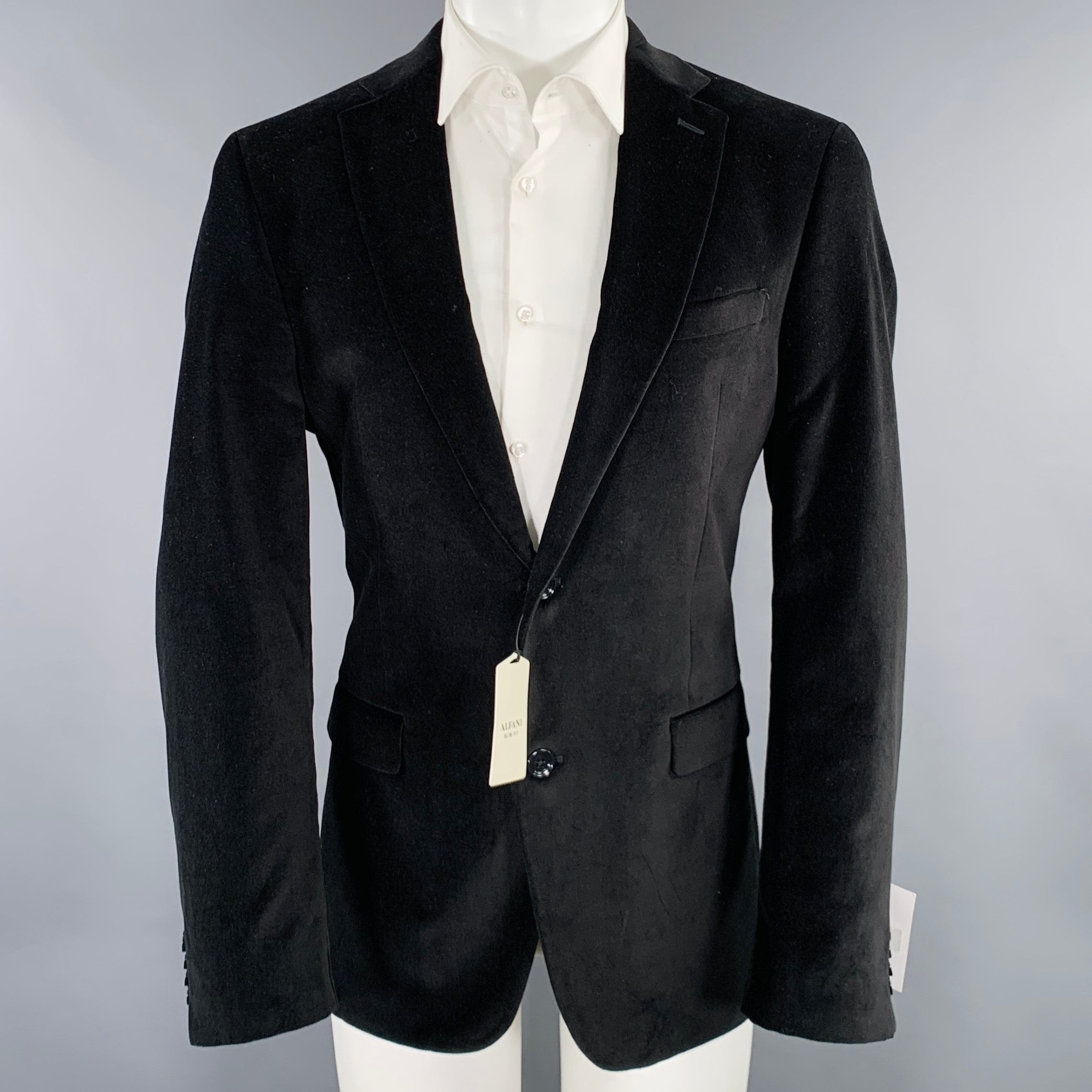 ALFANI Size 40 Black Velvet Cotton Single Breasted Sport Coat Sui Generis Designer Consignment