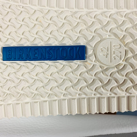 BIRKENSTOCK Size 9 White Leather Slip On Sandals