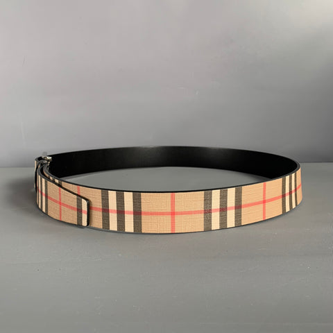 BURBERRY Size 40 Beige Silver Plaid Leather Belt