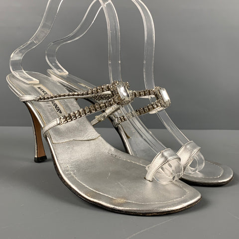 MANOLO BLAHNIK Talla 10.5 Sandalias de tiras de cuero plateado