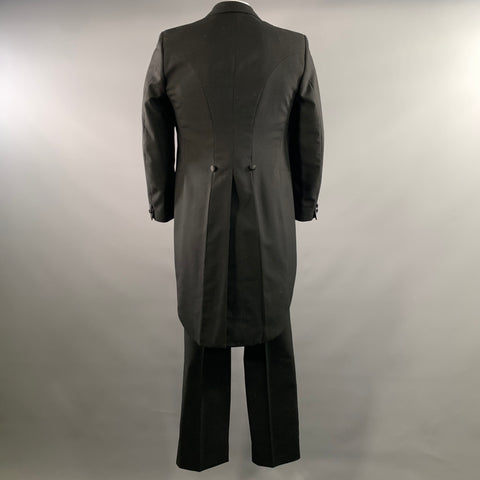 DIMENSIONS Chest Size 40 Black Solid Wool Tuxedo 34 29 Suit