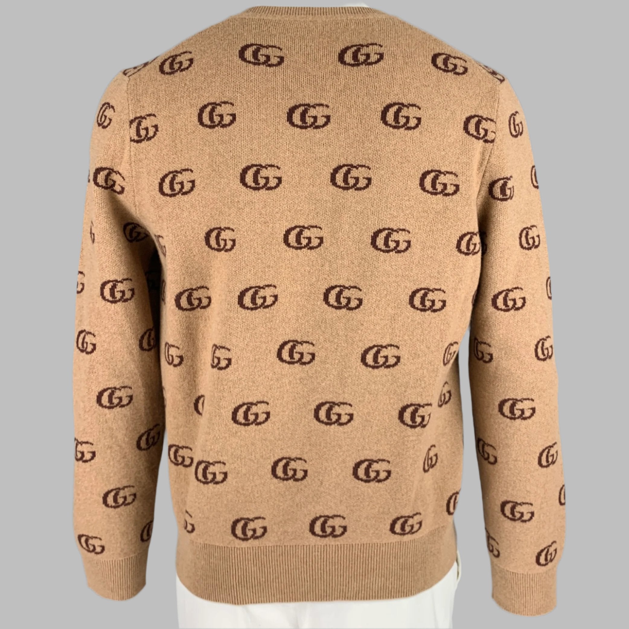 【値下げしました‼️】GUCCI GGロゴ Vネックセーター ベージュ GUCCI Size XL Tan Brown GG Monogram Cashmere Wool V-Neck Sweater