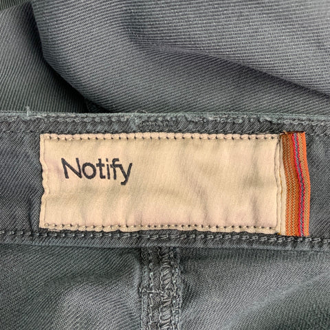 NOTIFY Size 32 Grey Twill Cotton Blend Straight Five Pockets Jeans