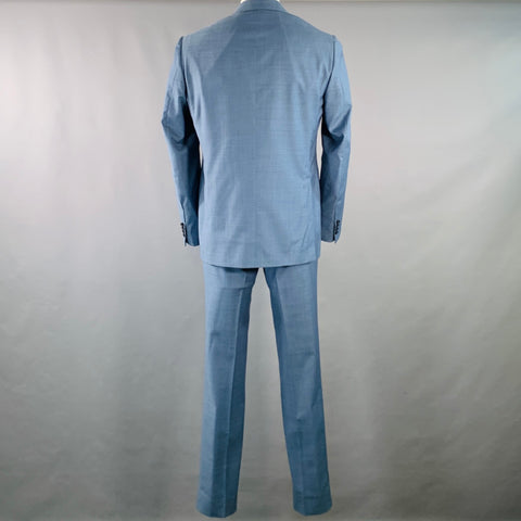 Costume Sartorio taille 44 régulier en laine bleue avec revers cranté