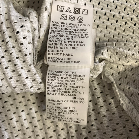 ISSEY MIYAKE Size M White Light Grey Pleated Polyester Hooded Coat
