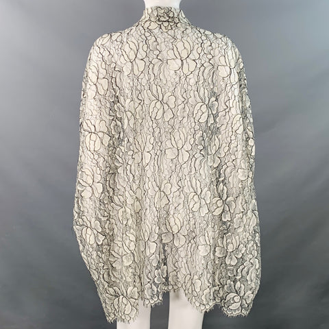 IMITATION OF CHRIST FW21 One Size White Black Lace Floral Snaps Cape