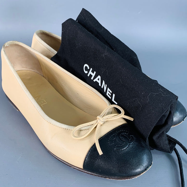 CHANEL Size 9 Beige Black Leather Monogram Cap Toe Flats