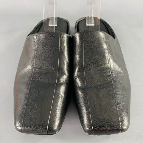 VINCE Size 8.5 Black Leather Stripe Slip On Mules Sandals