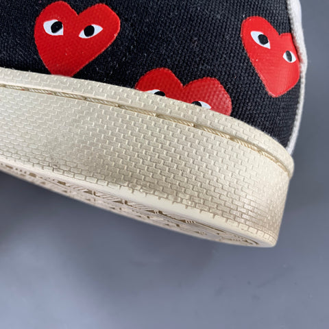 CONVERSE Size 10 Black Red Hearts Canvas Sneakers