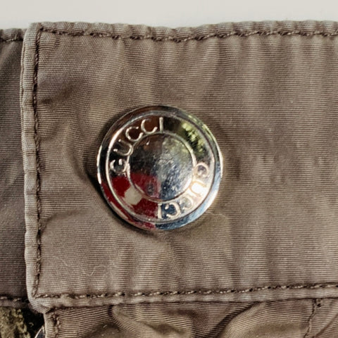 GUCCI Taille S Marron Taupe Short de bain à braguette zippée