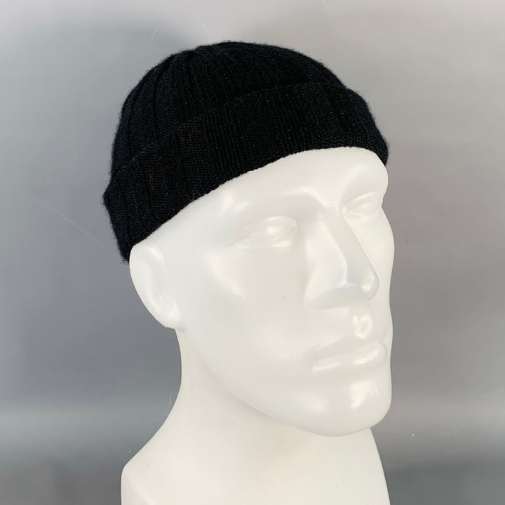 PERMANENT STYLE One Size Black Ribbed Cashmere Beanie