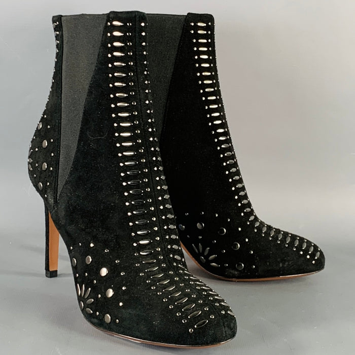Bottines à talon aiguille en daim noir cloutées, à enfiler, ALAIA Taille 7.5