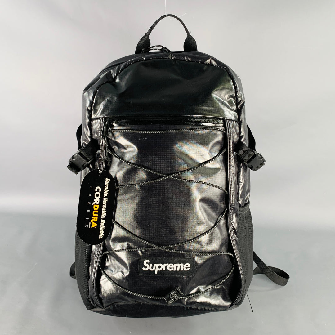 SUPREME FW17 Black White Logo Synthetic Backpack