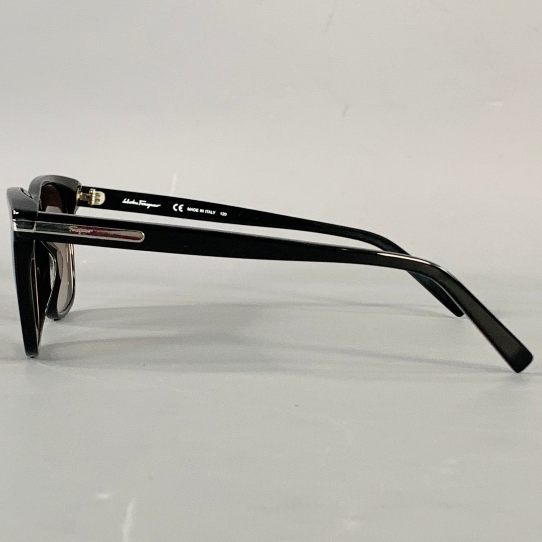 SALVATORE FERRAGAMO Black Acetate Square Polarized Sunglasses