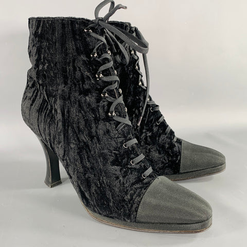 ANNE KLEIN Size 8 Black Velvet Cap Toe Lace-Up Boots