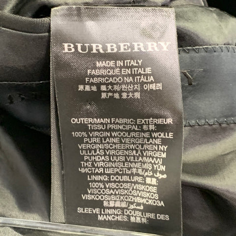 BURBERRY PRORSUM Taille 44 Veste de smoking en laine noire à revers crantés