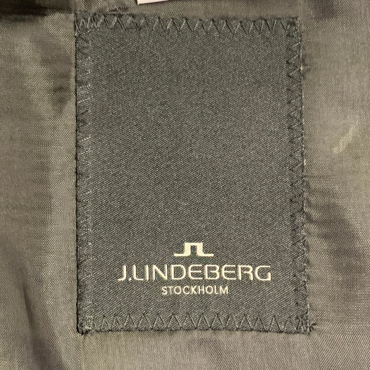 J. LINDEBERG Size 40 Regular Black Grey Wool Peak Lapel Single Button Suit
