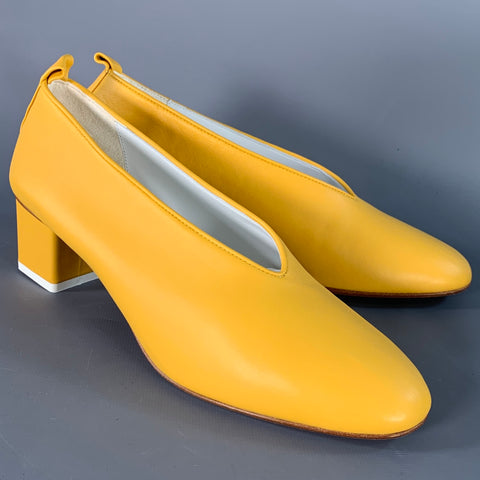 GRAY MATTERS Size 9 Mildred Classic Mustard Yellow Leather Almond Toe Pumps