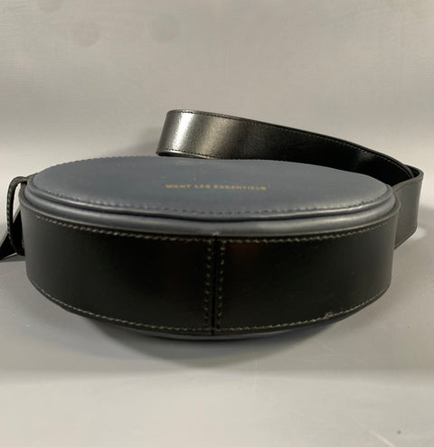 WANT LES ESSENTIELS DE LA VIE Navy Black Color Block Bag