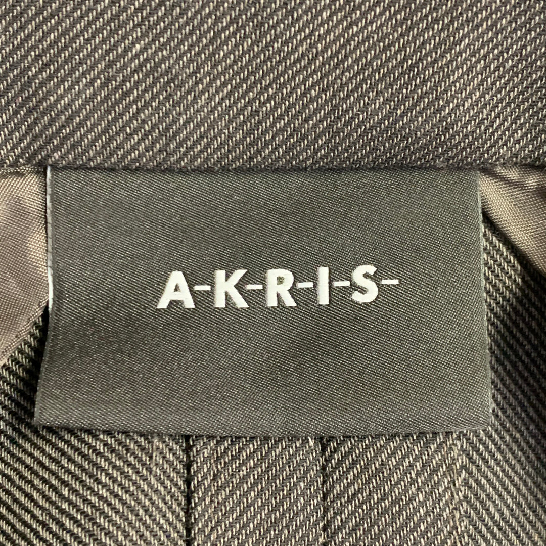 AKRIS Size 10 Grey Charcoal Wool Twill Peak Lapel Jacket Blazer