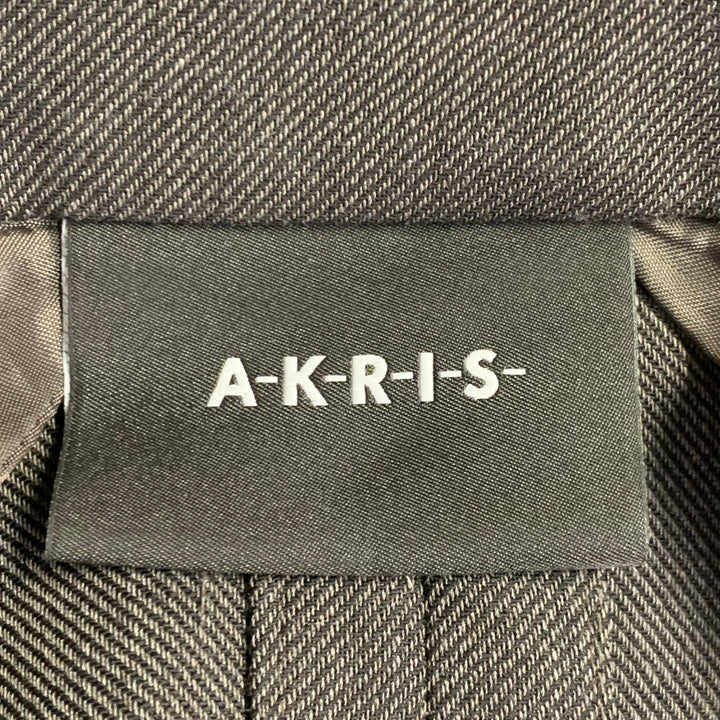 AKRIS Size 10 Grey Charcoal Wool Twill Peak Lapel Jacket Blazer