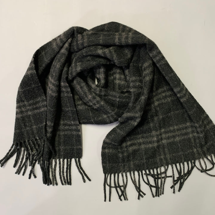 BURBERRY LONDON Grey Charcoal Plaid Cashmere Fringe Scarf