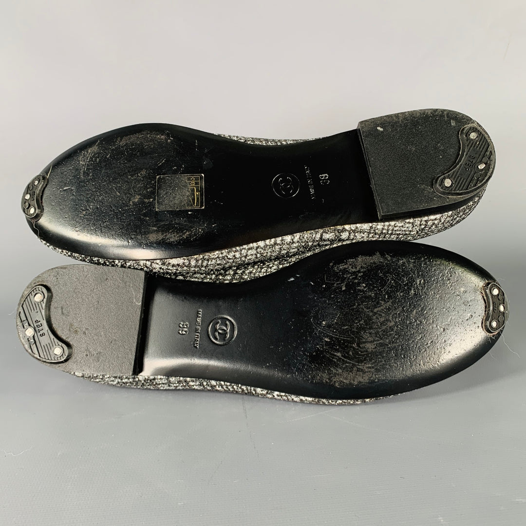 CHANEL Size 8 CC Silver Black Glitter Loafer Flats