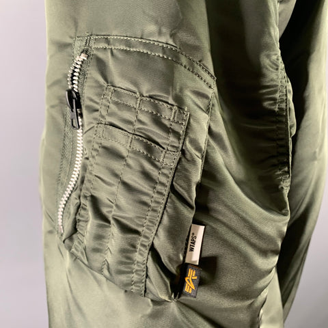 WTAPS Size XL Green Hooded Bomber Coat