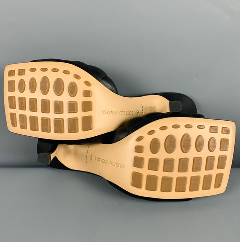 BOTTEGA VENETA Size 10 Black Quilted Leather Square Toe Sandals