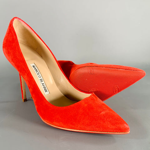MANOLO BLAHNIK Size 6.5 Red Suede Pointed Toe Pumps
