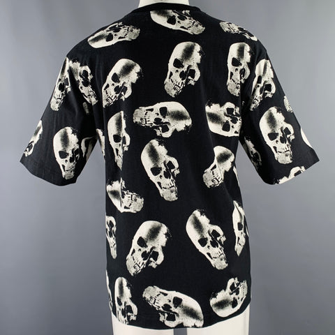 YOUTHS IN BALACLAVA Size M Black White Skulls Cotton Crew Neck T-shirt