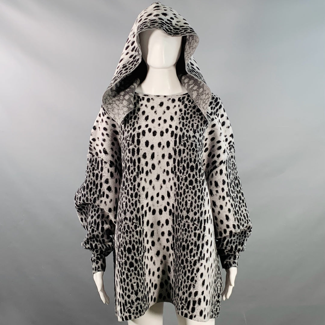 ALAIA Size 8 Grey Black Viscose Blend Animal Print Sweater