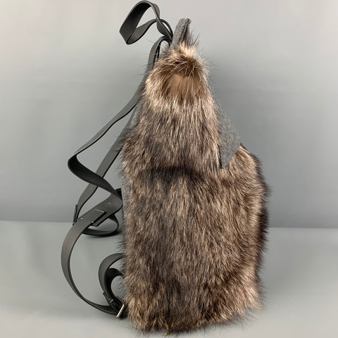 BRUNELLO CUCINELLI Mochila Monili de piel de zorro marrón gris