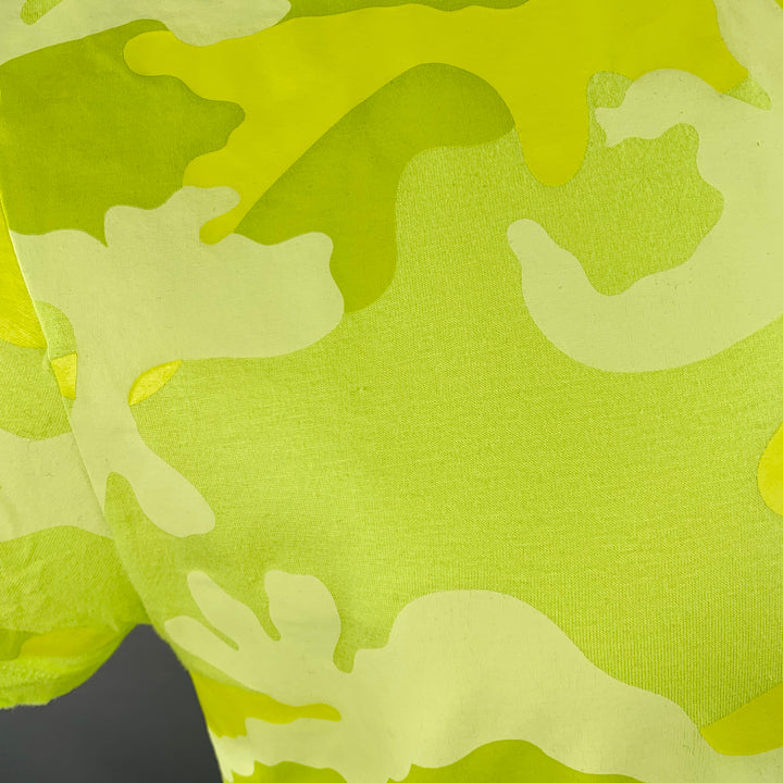 VALENTINO Size M Neon Green Yellow Camouflage Cotton Crew Neck T-shirt