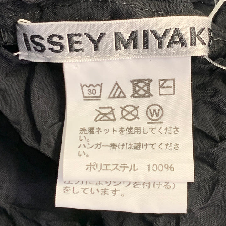 ISSEY MIYAKE Size M Black Polyester Wrinkled Shaggy Dolman Sleeve Pullover
