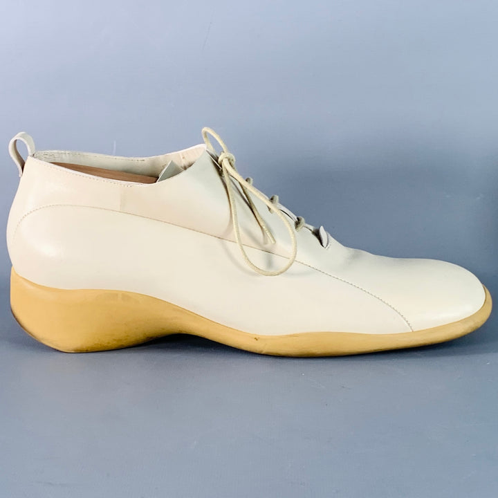 CoSTUME NATIONAL Size 10 Beige Leather Square Toe Oxford Lace-Up Shoes