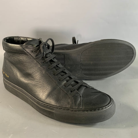 COMMON PROJECTS Size 9 Black Solid Leather Mid Rise Sneakers