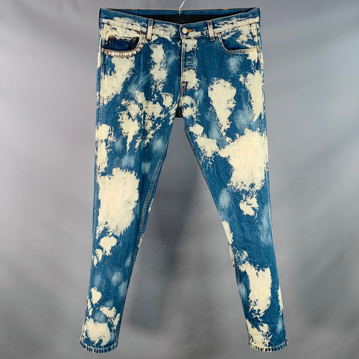 GUCCI Cruise 2017 Size 36 Indigo White Bleached Denim Studded Button Fly Jeans