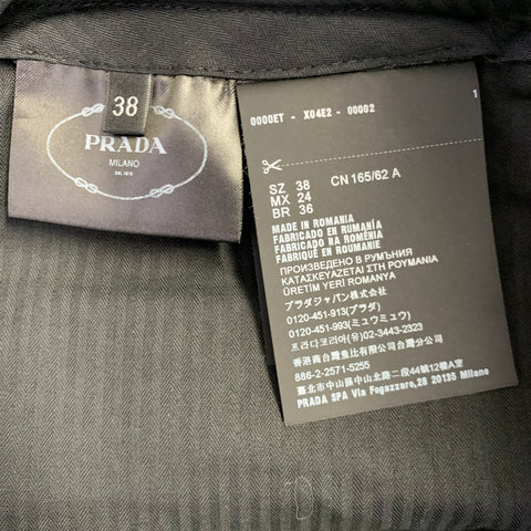 PRADA Size 2 Black Wool Cuffed Shorts