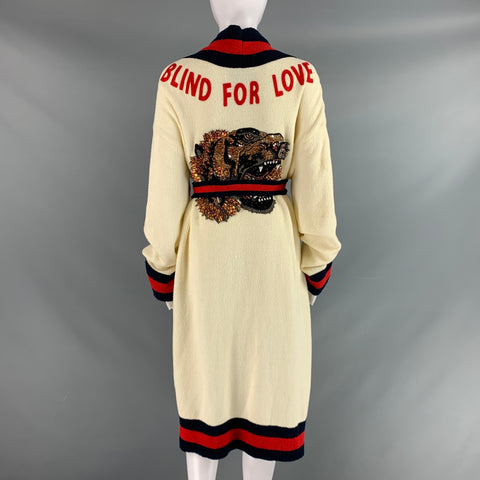 GUCCI Talla XS Bata con cinturón de rizo con cuentas, color crema, rojo y azul
