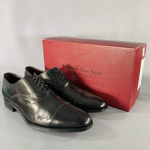 TO BOOT NY Chaussures à lacets noires en cuir uni à bout fleuri, taille 11