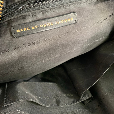 MARC JACOBS Size Black White Pebble Grain Leather Bags