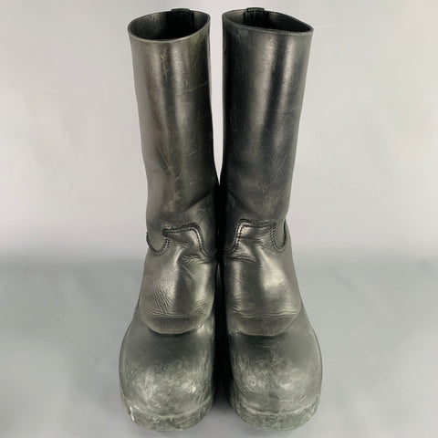TAKAHIROMIYASHITATheSoloist. Size 9 Black Leather Rubber Pull On Boots
