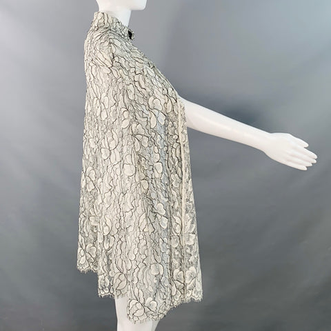 IMITATION OF CHRIST FW21 One Size White Black Lace Floral Snaps Cape